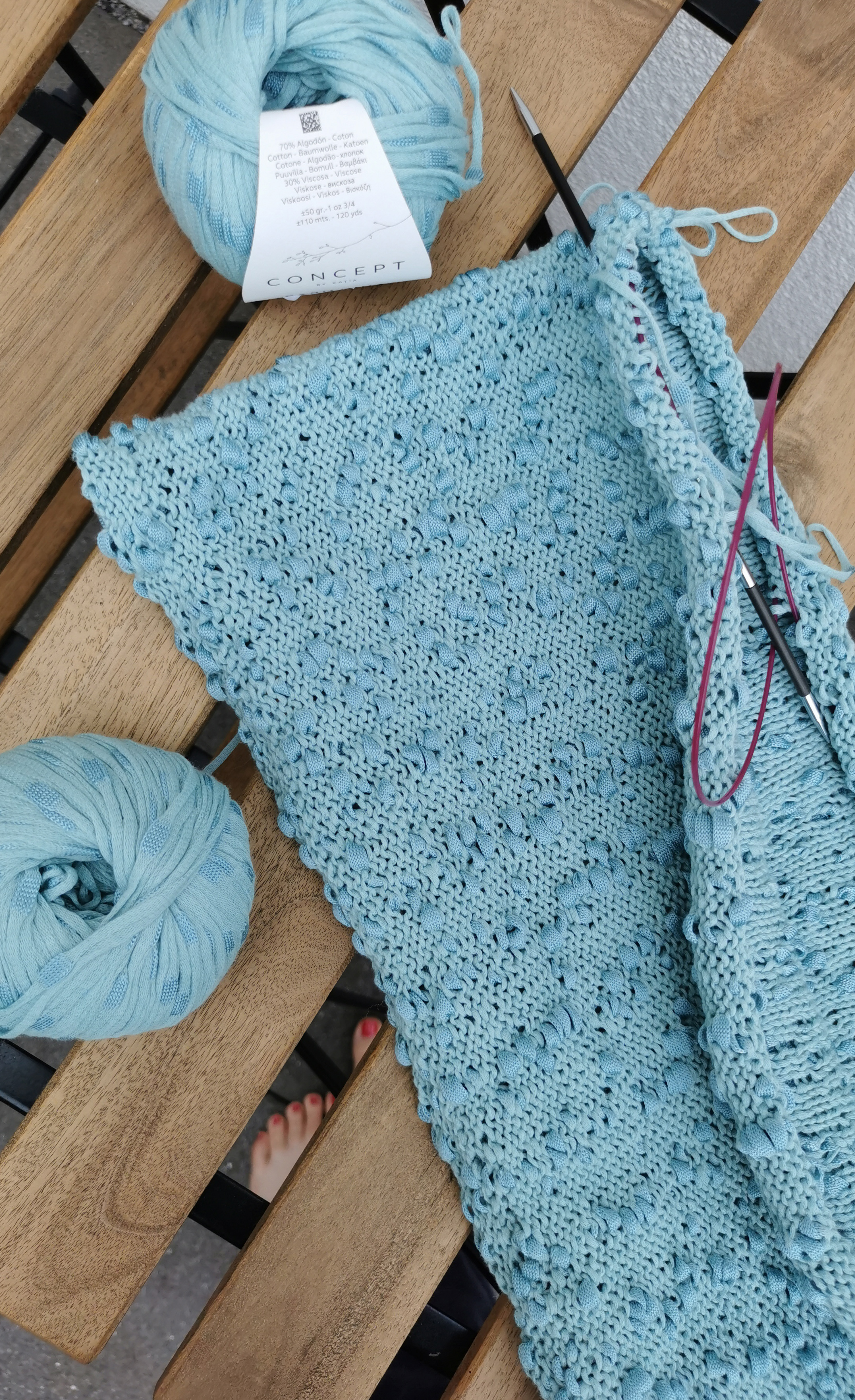 summer top with v-neck